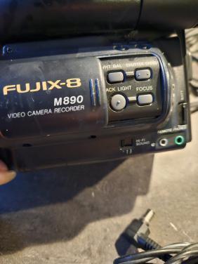 Vintage Fujix-8 M890 Videocamera HI8- 8mm incl accessoires