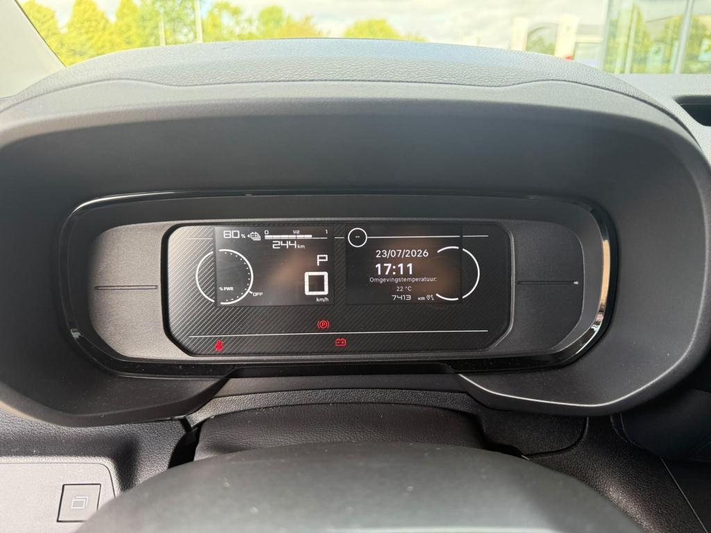Toyota Proace city electric challenger 50 kwh