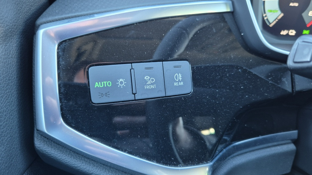 Audi Q3 e-tron 45 tfsi e advanced edition*virtual*aut*led*lmv*