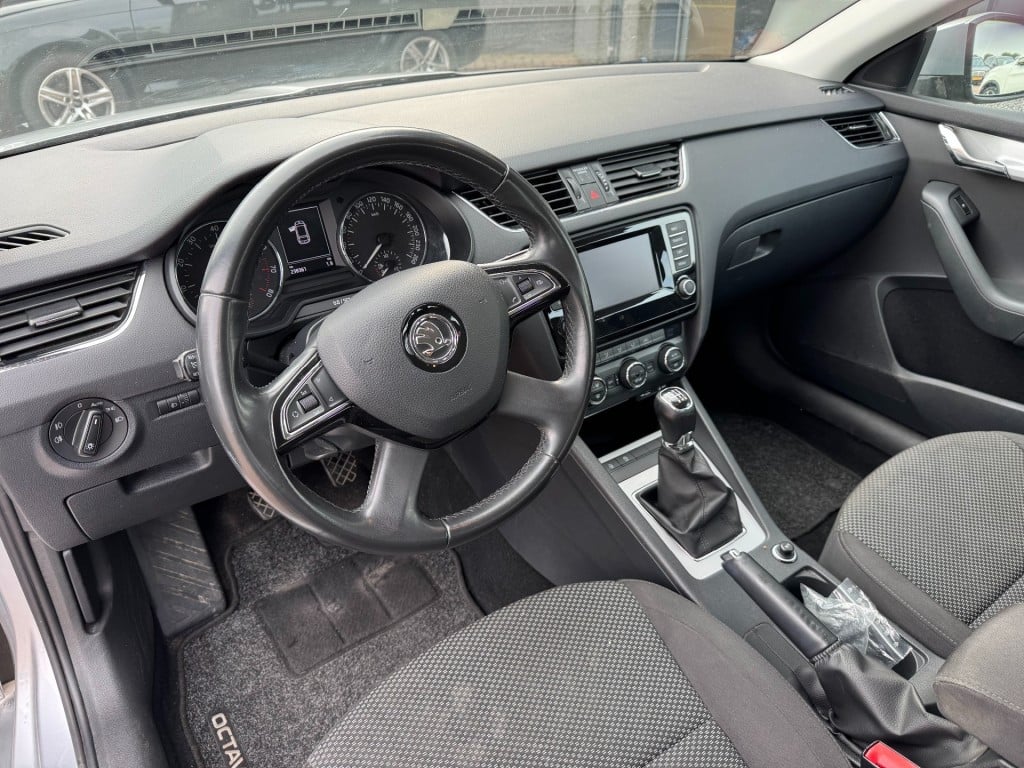 Skoda Octavia combi 1.2 tsi greentech ambition businessline