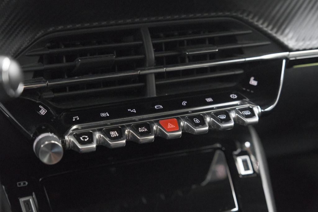Peugeot 2008 puretech 130 gt pack | leer-pakket | dodehoekdetectie | camera
