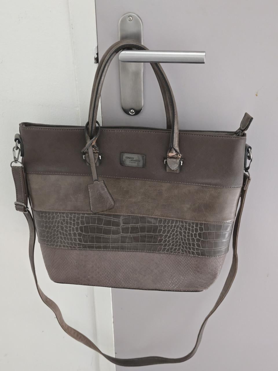 Bruine casual handtas met krokodillenprint David Jones