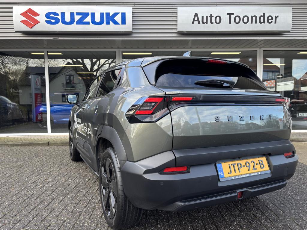 Suzuki E Vitara style 61 kwh