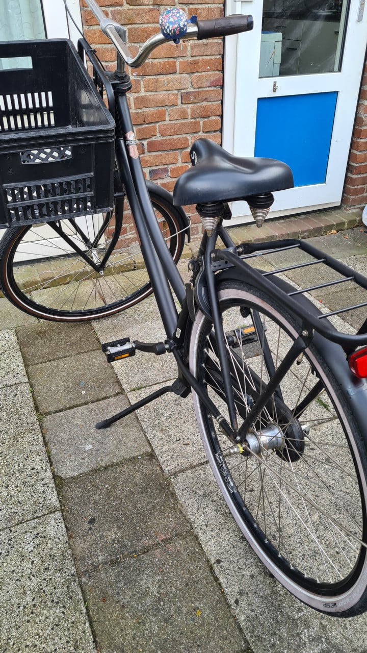 In zeer goed staat dames fiets SPARTA-met 3 versnellingen