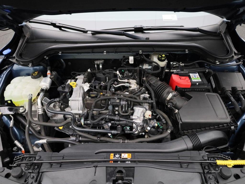 Ford Focus 1.0 ecoboost hybrid st-line