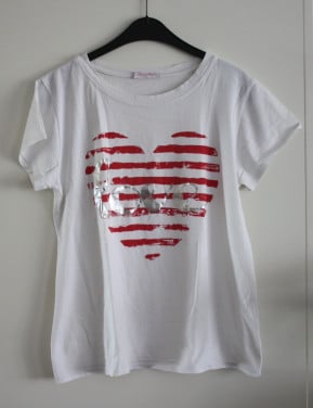 Wit tshirt met rood streept hart maat l-xl