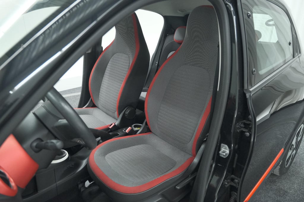 Renault Twingo 1.0 sce collection | parkeersensoren | airco | bluetooth rad
