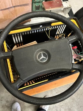 MERCEDES-BENZ R107 W124 W126 W116 W123 STUUR