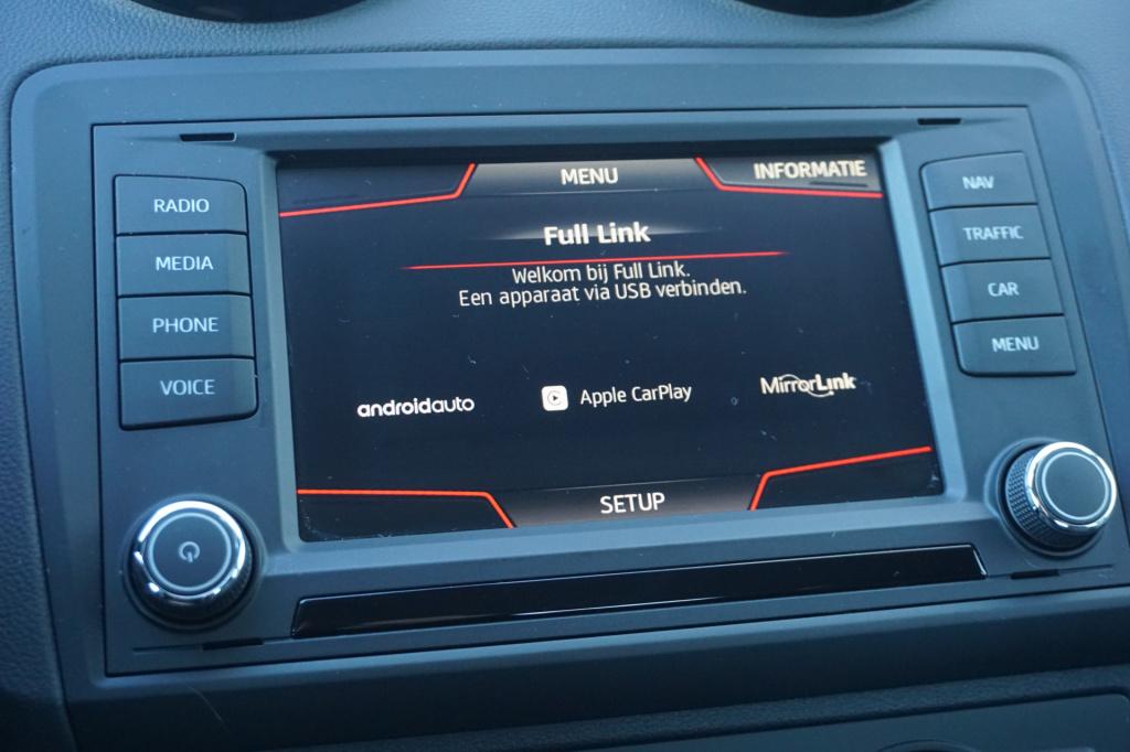 Seat Ibiza st 1.0 ecotsi style connect airco / navi / cruise / parkeersens.