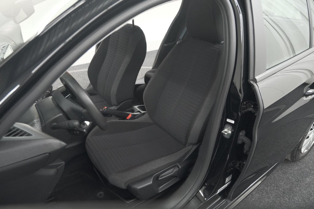 Peugeot 208 puretech 75 active | apple carplay | cruise control | airco