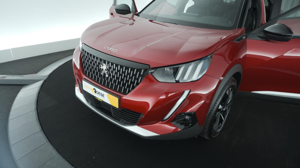 Peugeot 2008 puretech 130 gt | camera | dodehoekdetectie | navigatie | park
