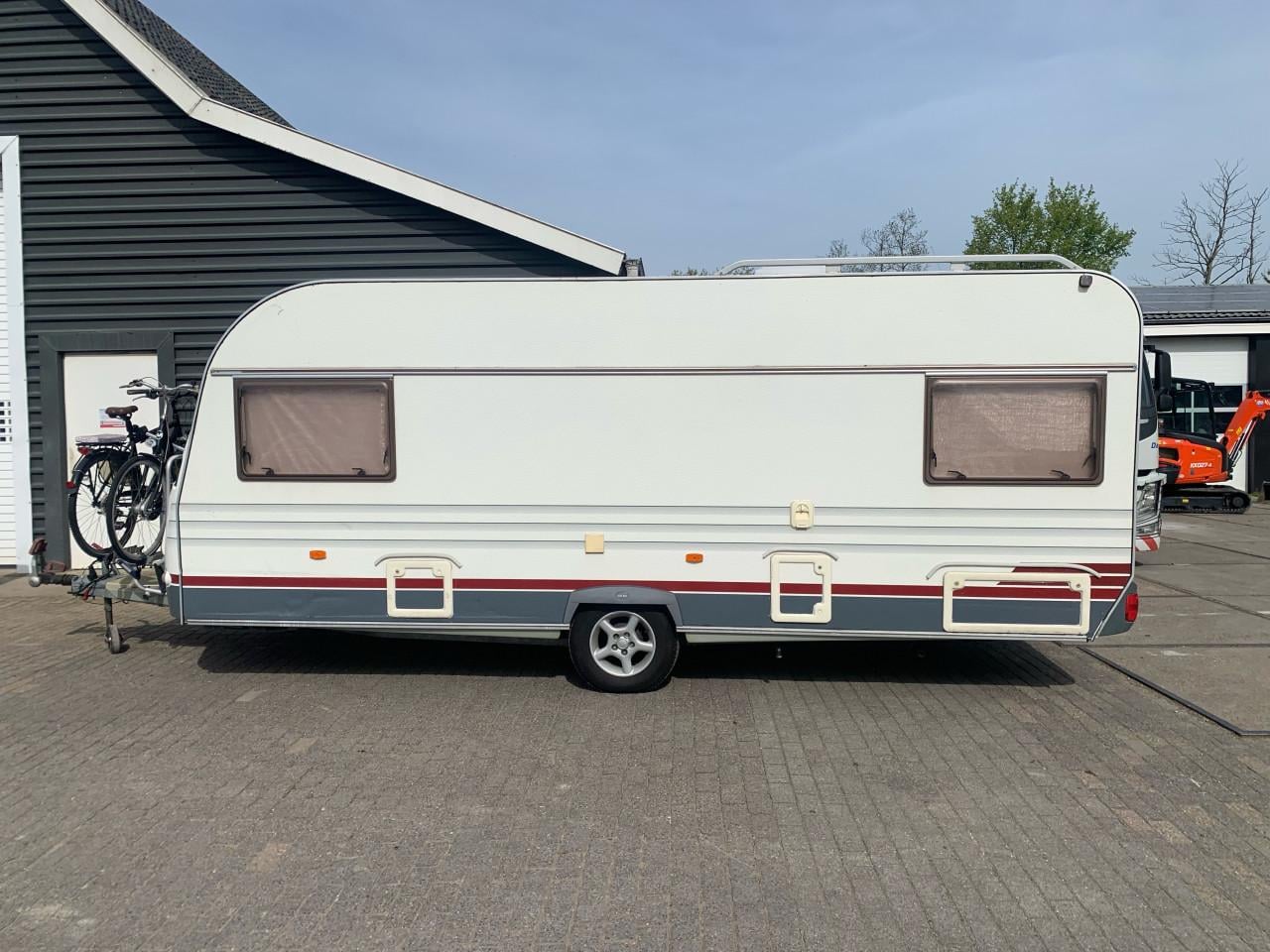 Home car 52 “stapelbed” met unico set