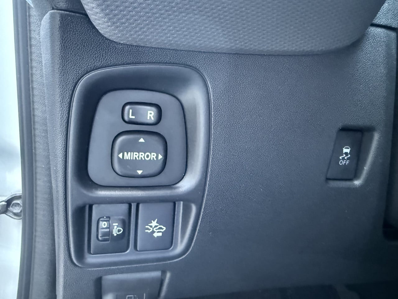 Peugeot 108 1.0 e- VTi Automaat/ Led/ Scherm/ Lane/ Airco/ Full option