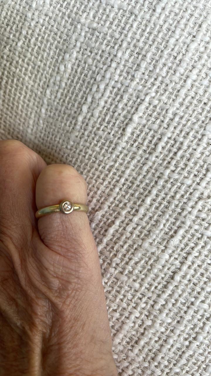 Gouden ring met diamant
