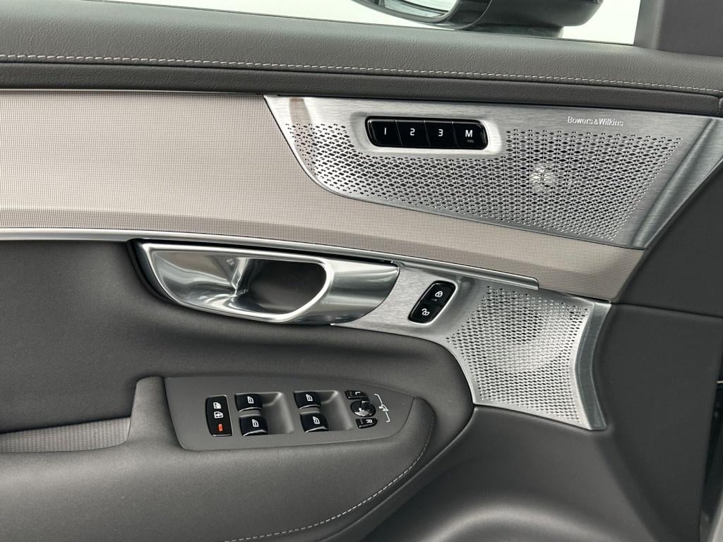 Volvo XC90 t8 awd gt ultra dark executive edition