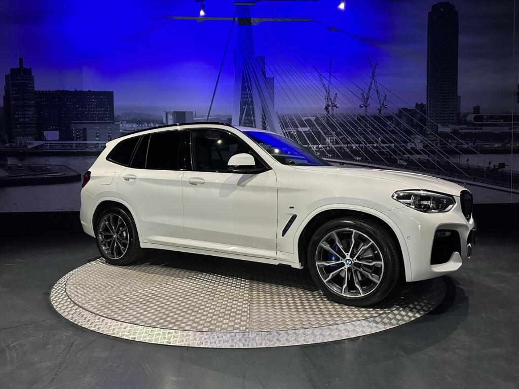 BMW X3 xdrive20i m sport executive edition *pano*trekhaak*memory*hud*