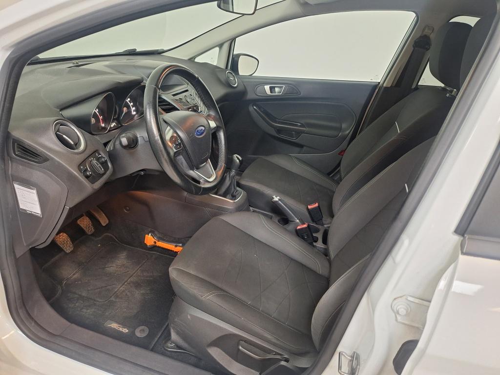Ford Fiesta 1.0 white edition