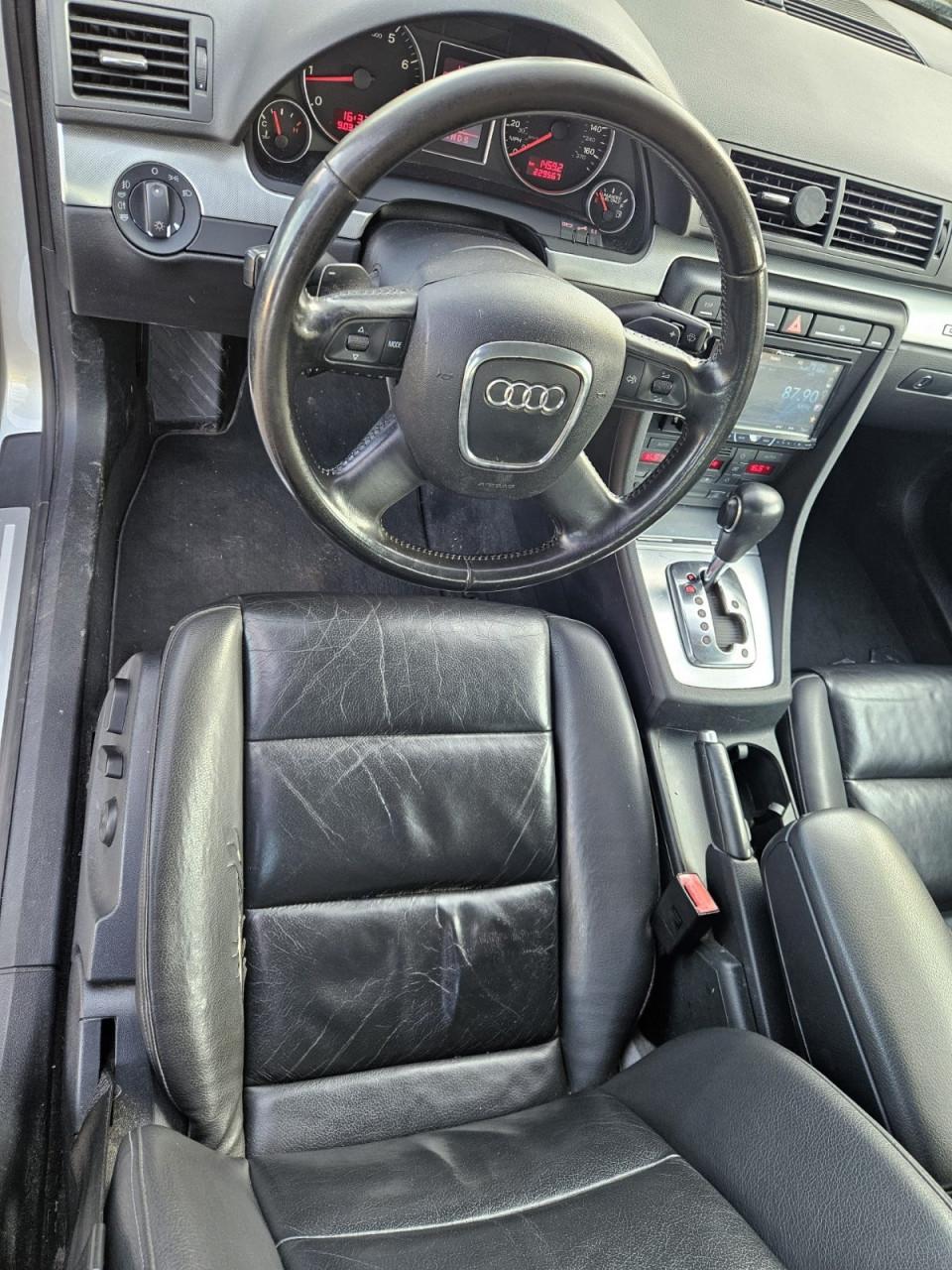 2008 Audi A4 B7 2.0 TFSI Quattro sedan (USA)