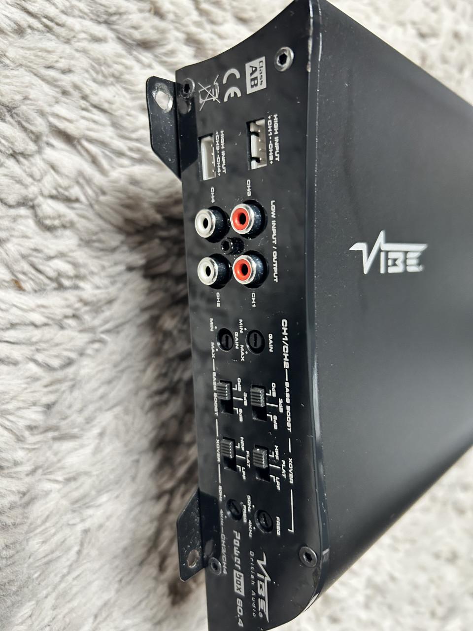 Vibe Audio Auto Versterker en Subwoofer SET