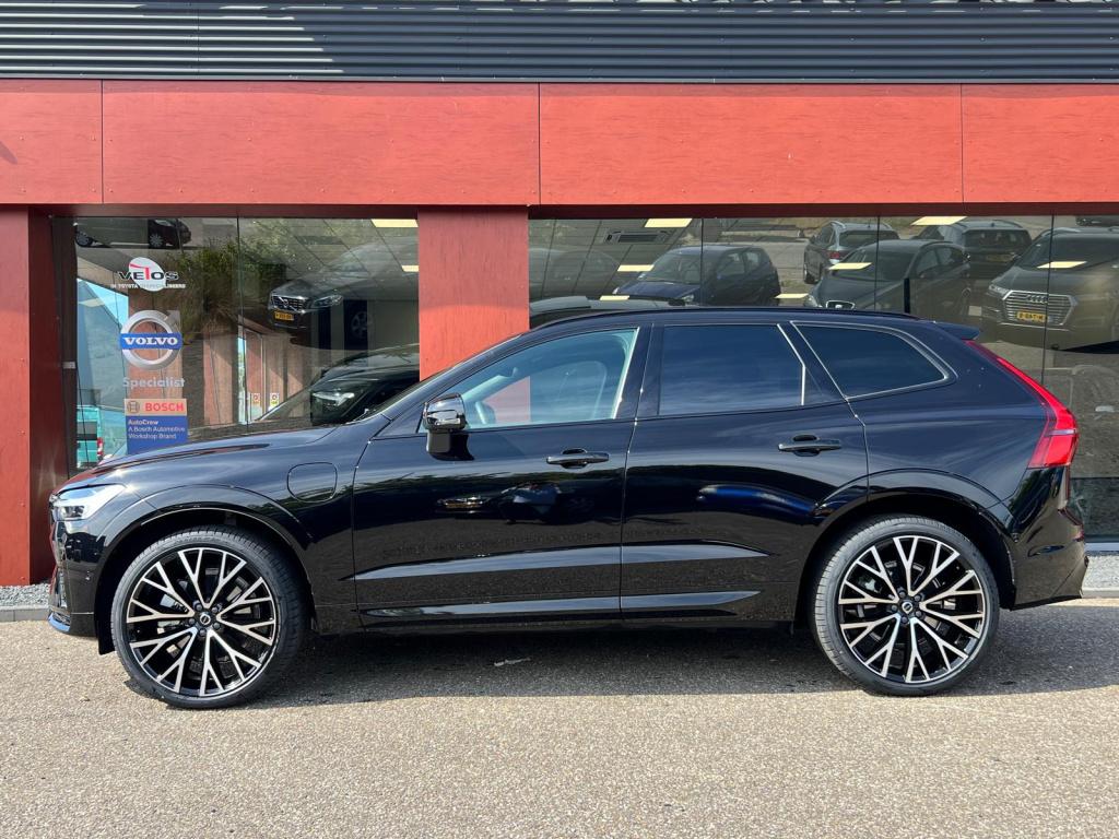 Volvo XC60 2.0 t6 plug-in hybrid awd ultra black edition | trekhaak | 22'' 