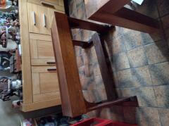 School bankje