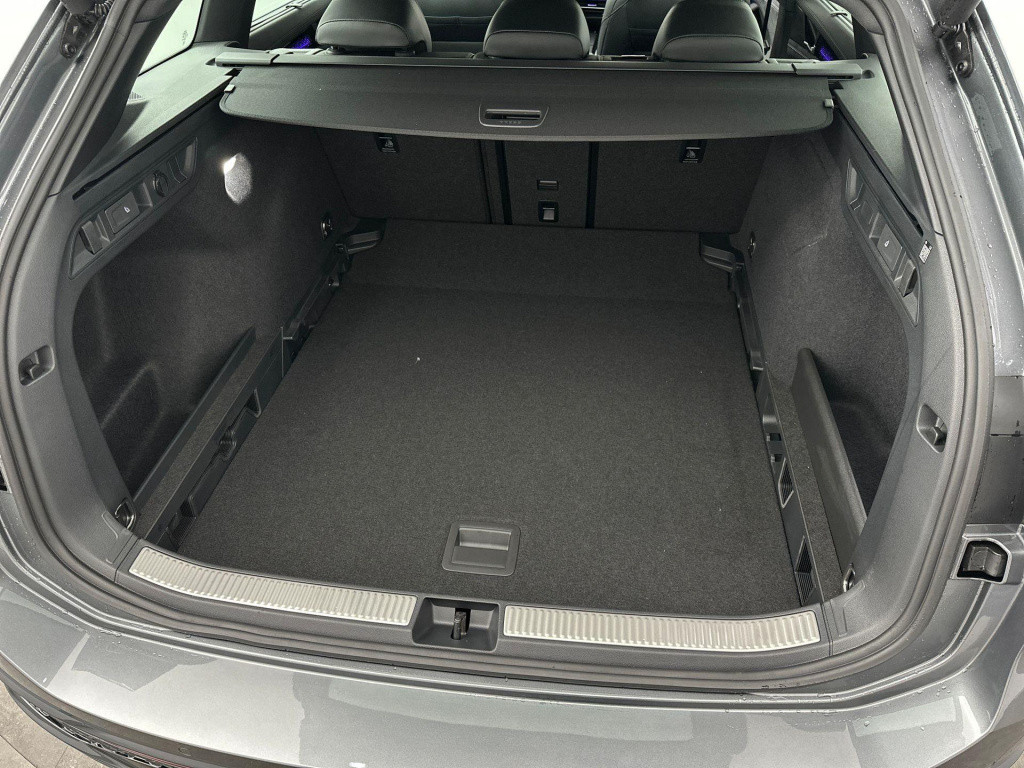 Volkswagen Passat variant r-line business 1.5 110 kw / 150 pk etsi variant 