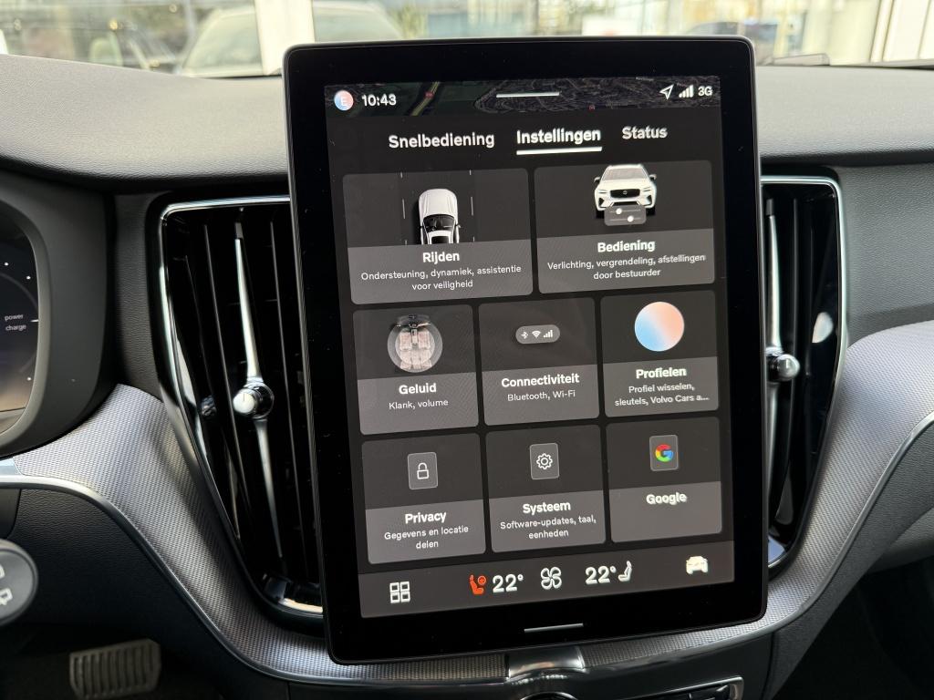 Volvo XC60 t6 398pk recharge dark black edition| panodak| luchtvering| trek