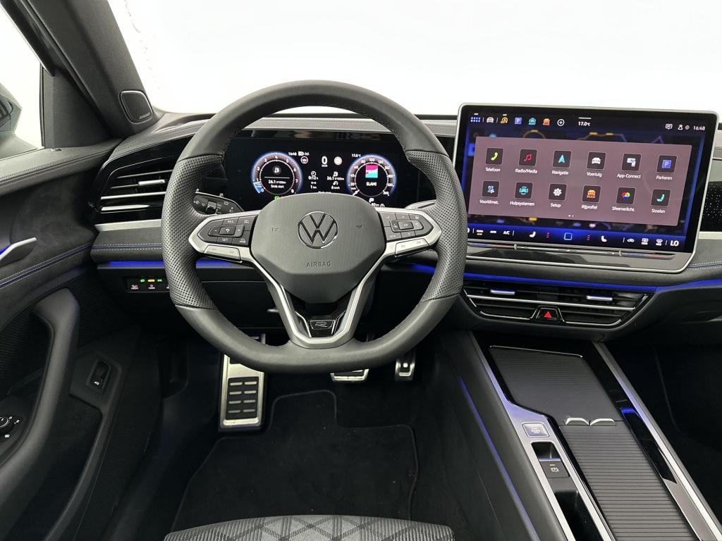 Volkswagen Passat variant 1.5 etsi r-line business dsg7 150pk