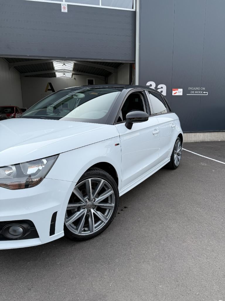Audi A1 Sportback 1.2 tfsi admired s- line