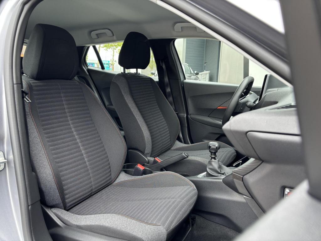 Peugeot 2008 1.2 puretech active
