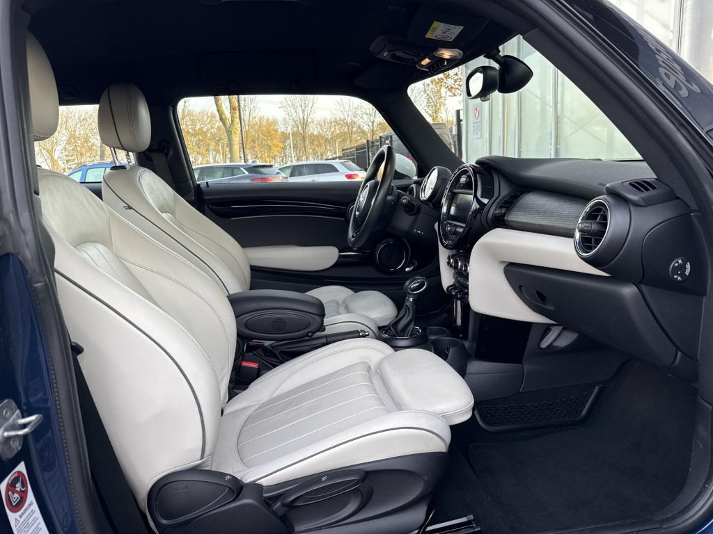 Mini Cooper mini 1.5 chili | leder | navi | led | clima | stoelverw.