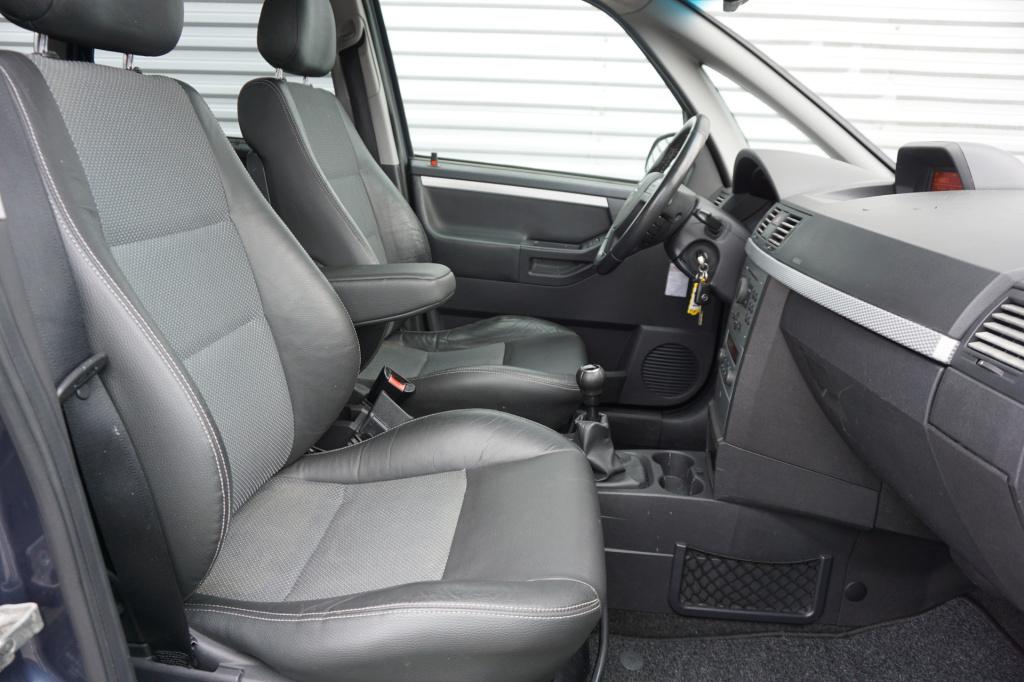 Opel Meriva 1.6-16v cosmo climate / half leder / elektr. ramen / trekhaak /