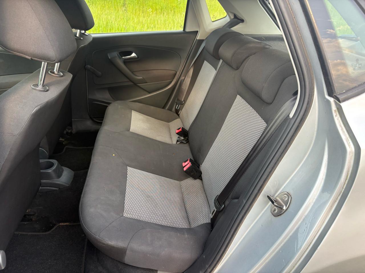 Volkswagen Polo 1.2tsi uit 2009 / 268 DKM / GEEN AIRCO