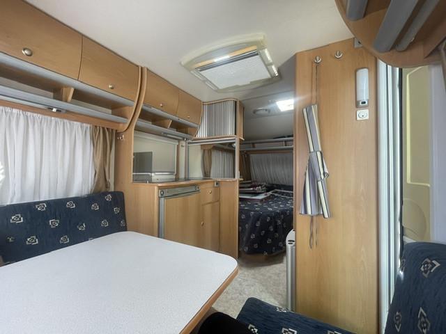 Kip Navigator 44DB met voortent, vloerverwarming en boiler