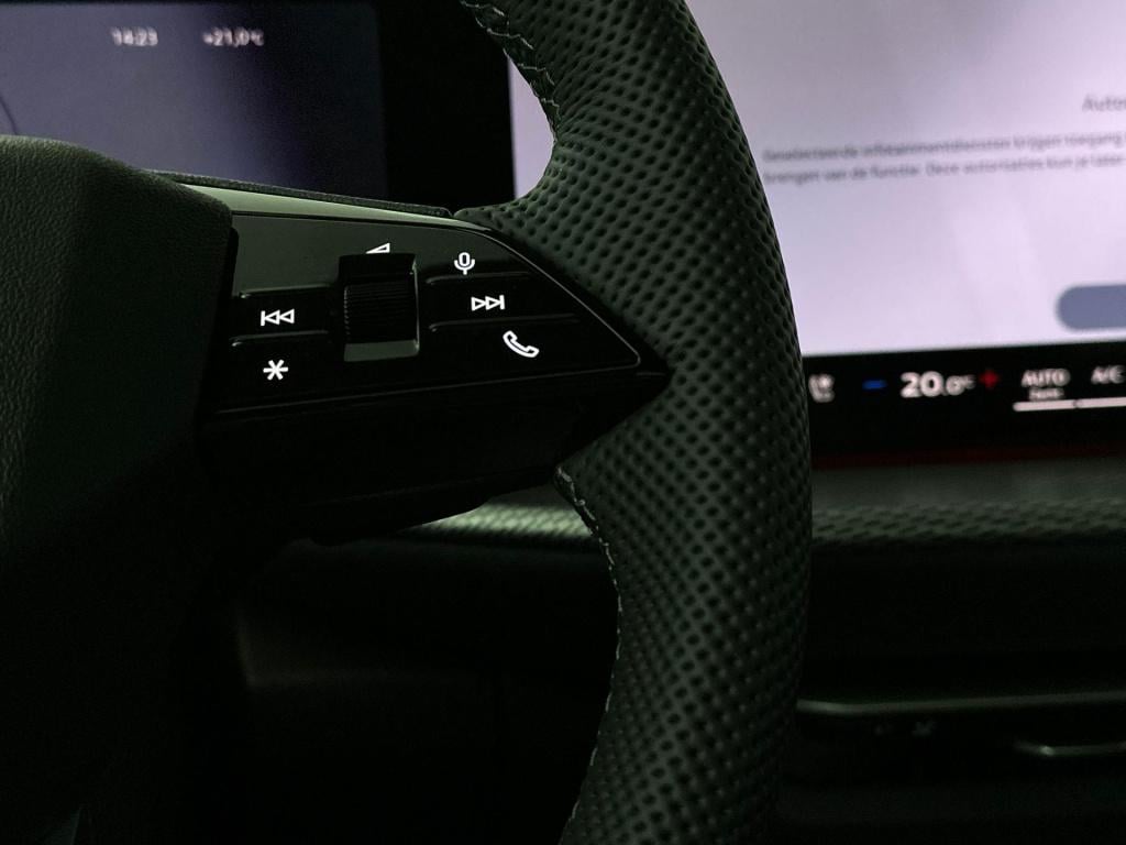 Audi Q5 s edition competition e-hybrid 270 kw / 367 pk suv