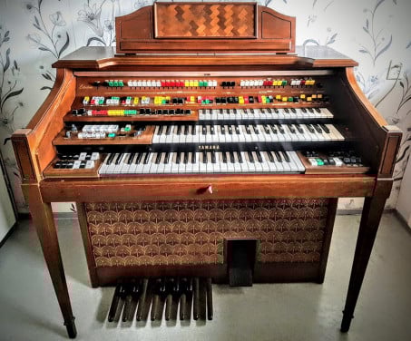 YAMAHA D-85 orgel/synthesizer