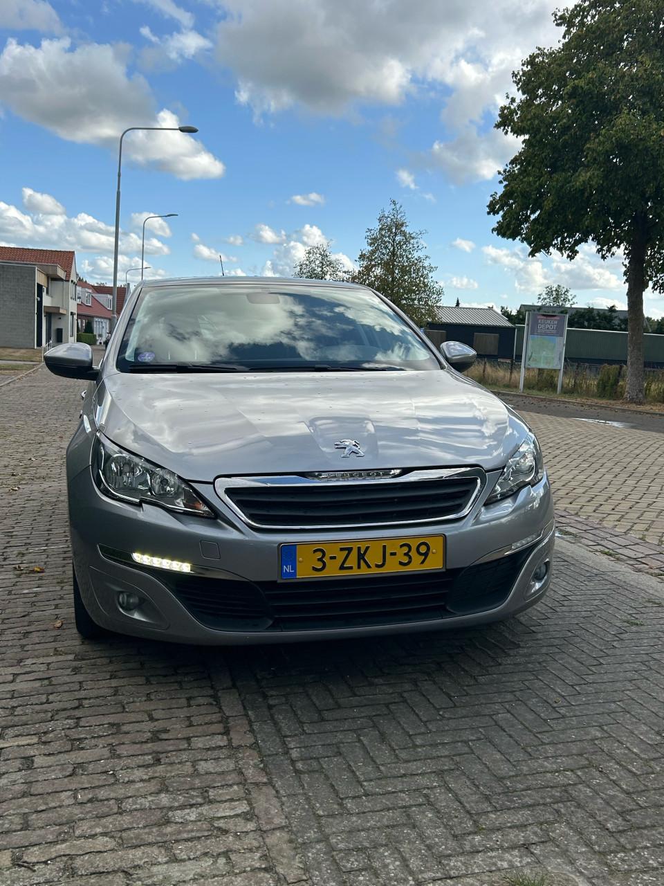 Peugeot 308 1.2 80kw 2015 146.000km