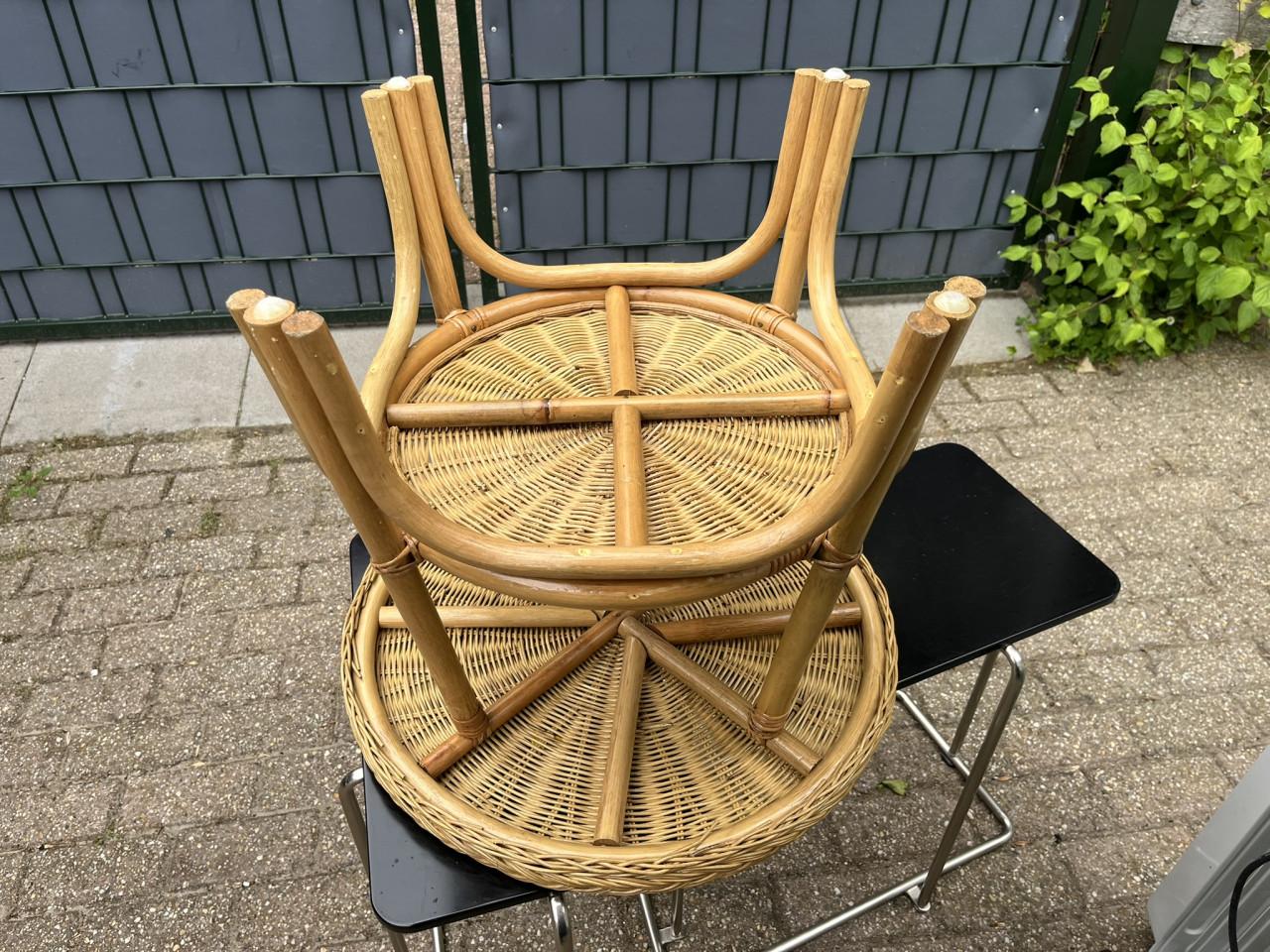 Rotan tafeltje
