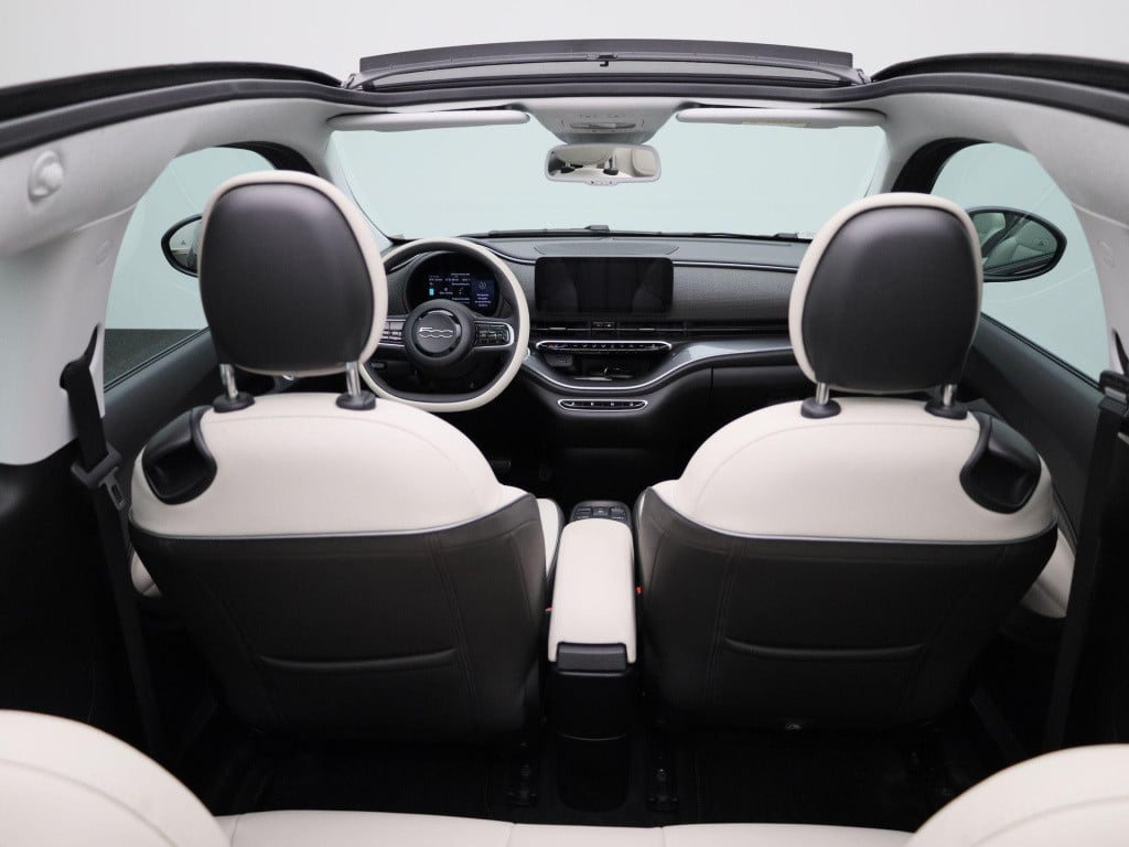 Fiat 500e c la prima 42 kwh