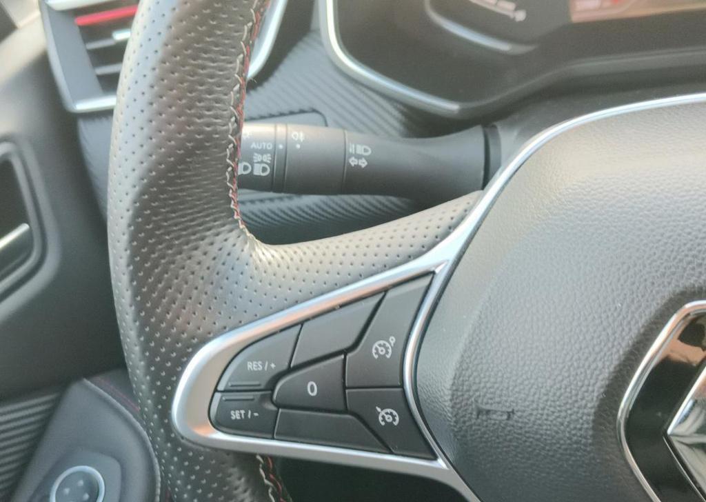 Renault Clio 1.0 tce 100 r.s. line