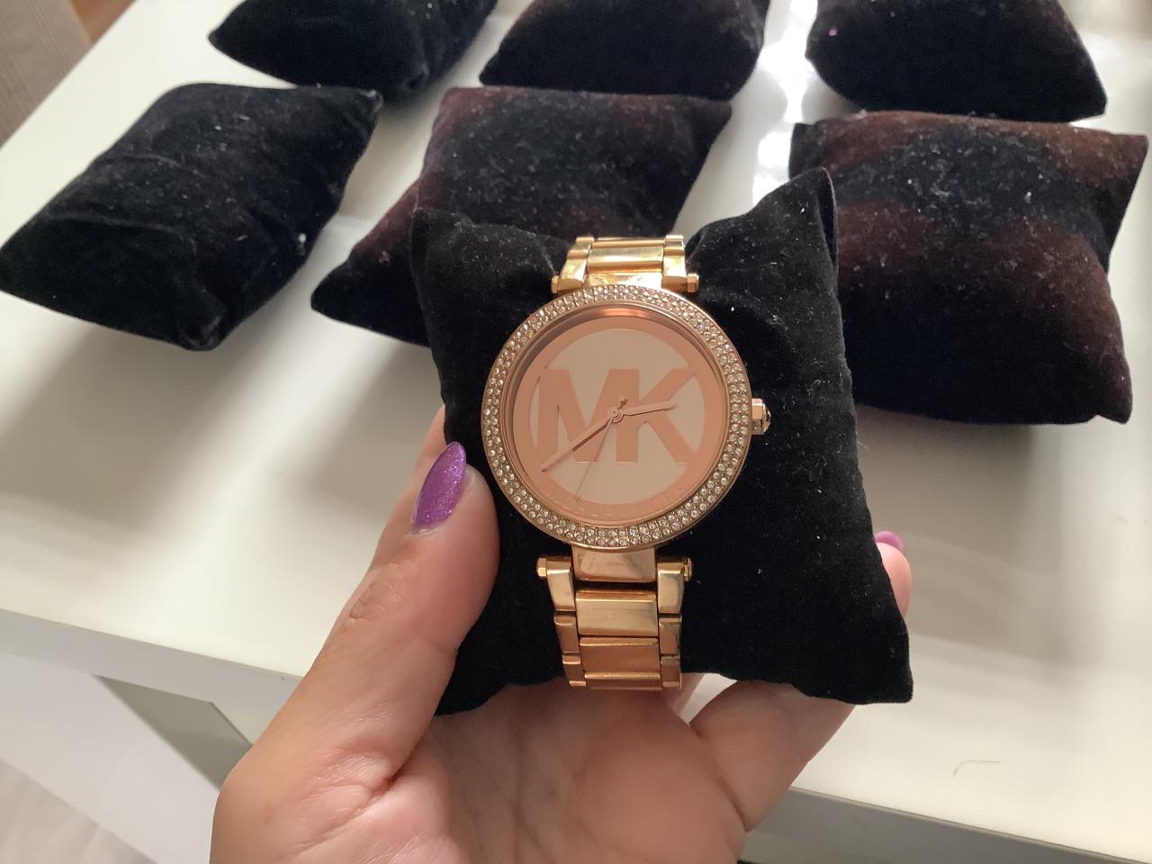 Partij gebruikte kussentjes voor horloges of armbanden. ( partij 85)