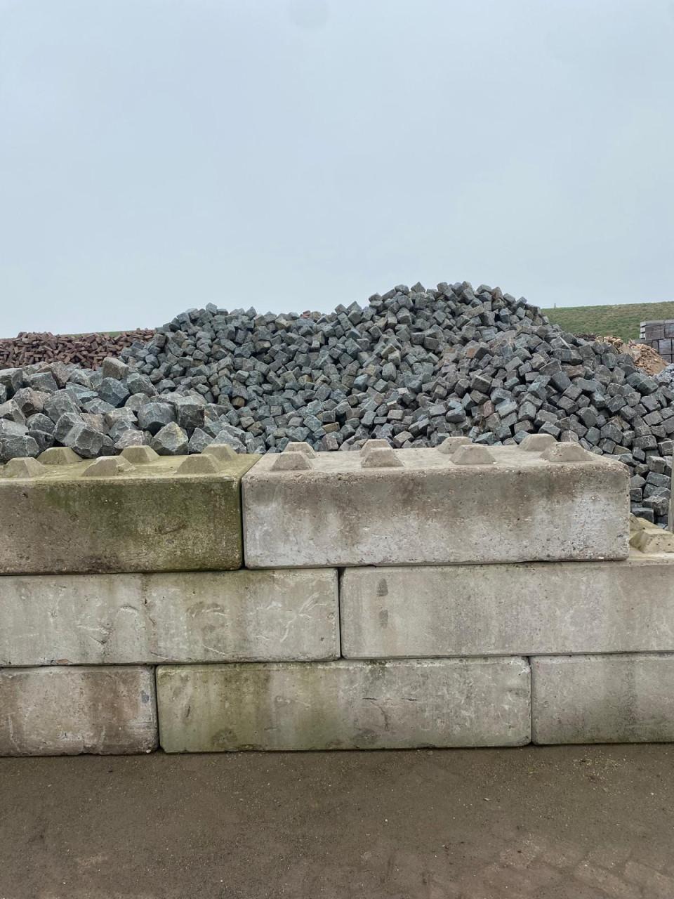 Betonnen legoblokken