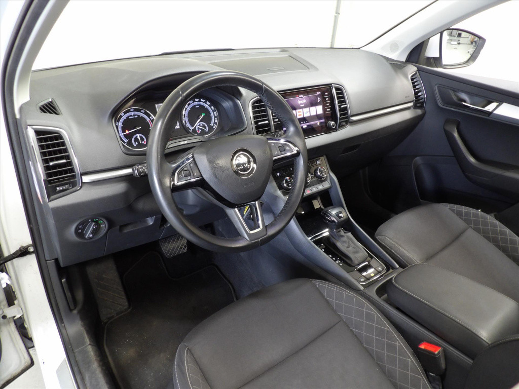 Skoda Karoq 1.0 tsi 115pk dsg-7 ambition business