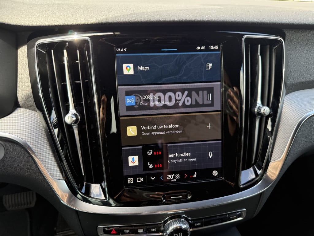Volvo V60 t6 398pk recharge plus dark| adap.cruise| 360camera| trekaak