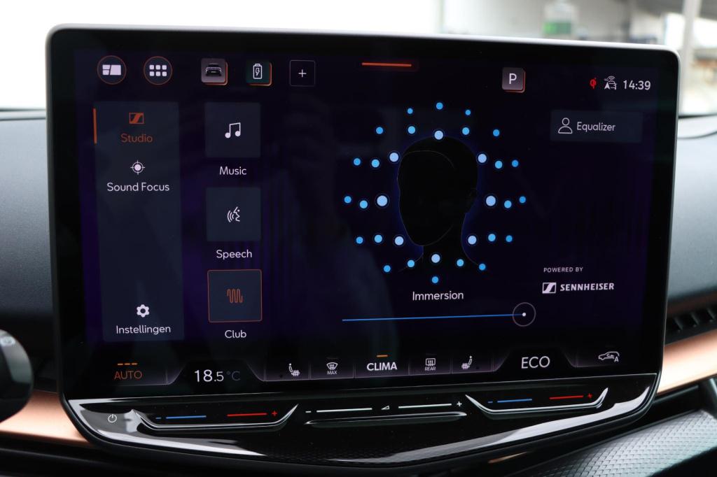 Cupra Tavascan vz adrenaline 82 kwh 340pk | soh 98,9% |