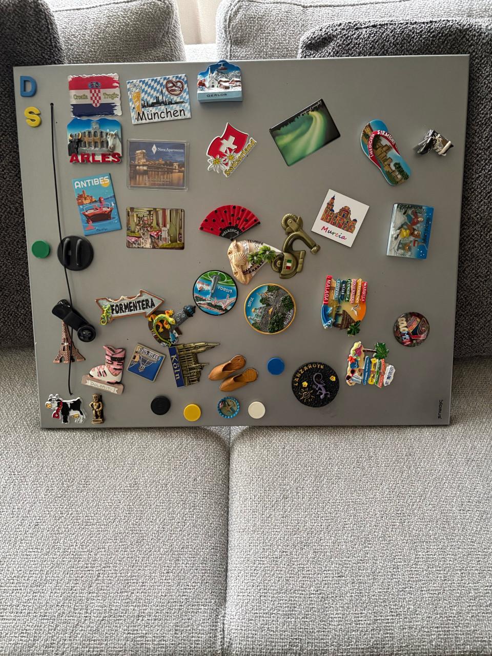 Magneetbord met magneetjes