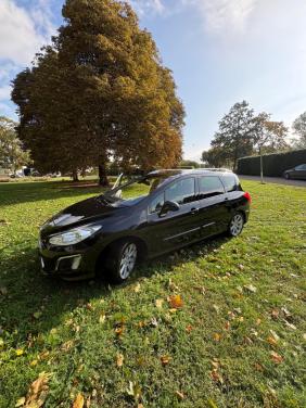 Peugeot 308 1.6THP SW 7 personen wagen Panoramadak