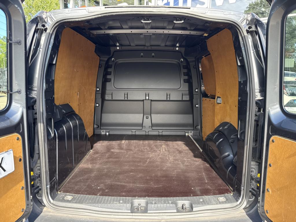 Volkswagen Caddy cargo 2.0 tdi l1h1 | nl-auto | camera | trekhaak | carplay