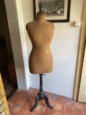 Antieke paspop Stockman Paris