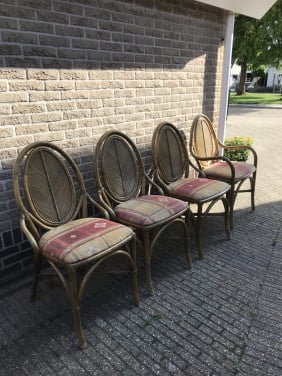 Eetkamerstoelen